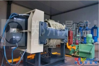 十九大報告中明確指出:&ldquo;建設生態(tài)文明是中華民族永續(xù)發(fā)展的千年大計&rdquo;,而污泥的無害化與資源化處置問題備受關注。&rdquo; 大環(huán)境下 污泥壓濾機廠家銷量出現(xiàn)新高峰